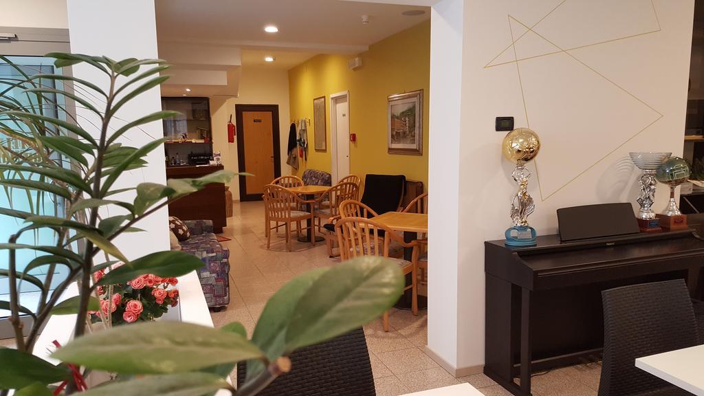 Hotel San Marco Bb Darfo Boario Terme Экстерьер фото